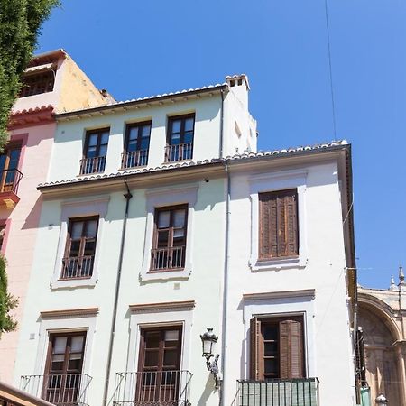 Los Lobos Suites Apartamentos Granada Exteriör bild