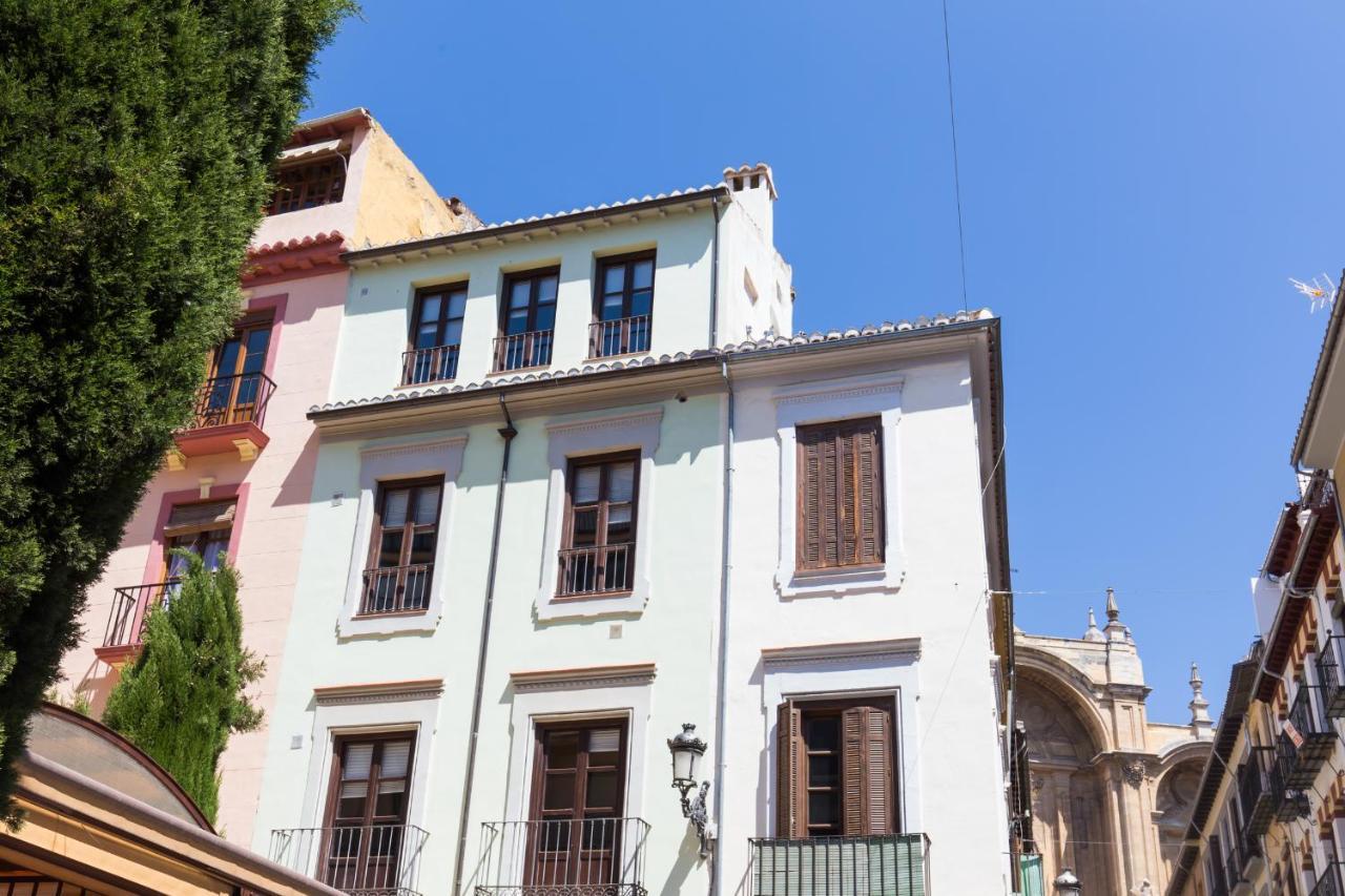 Los Lobos Suites Apartamentos Granada Exteriör bild