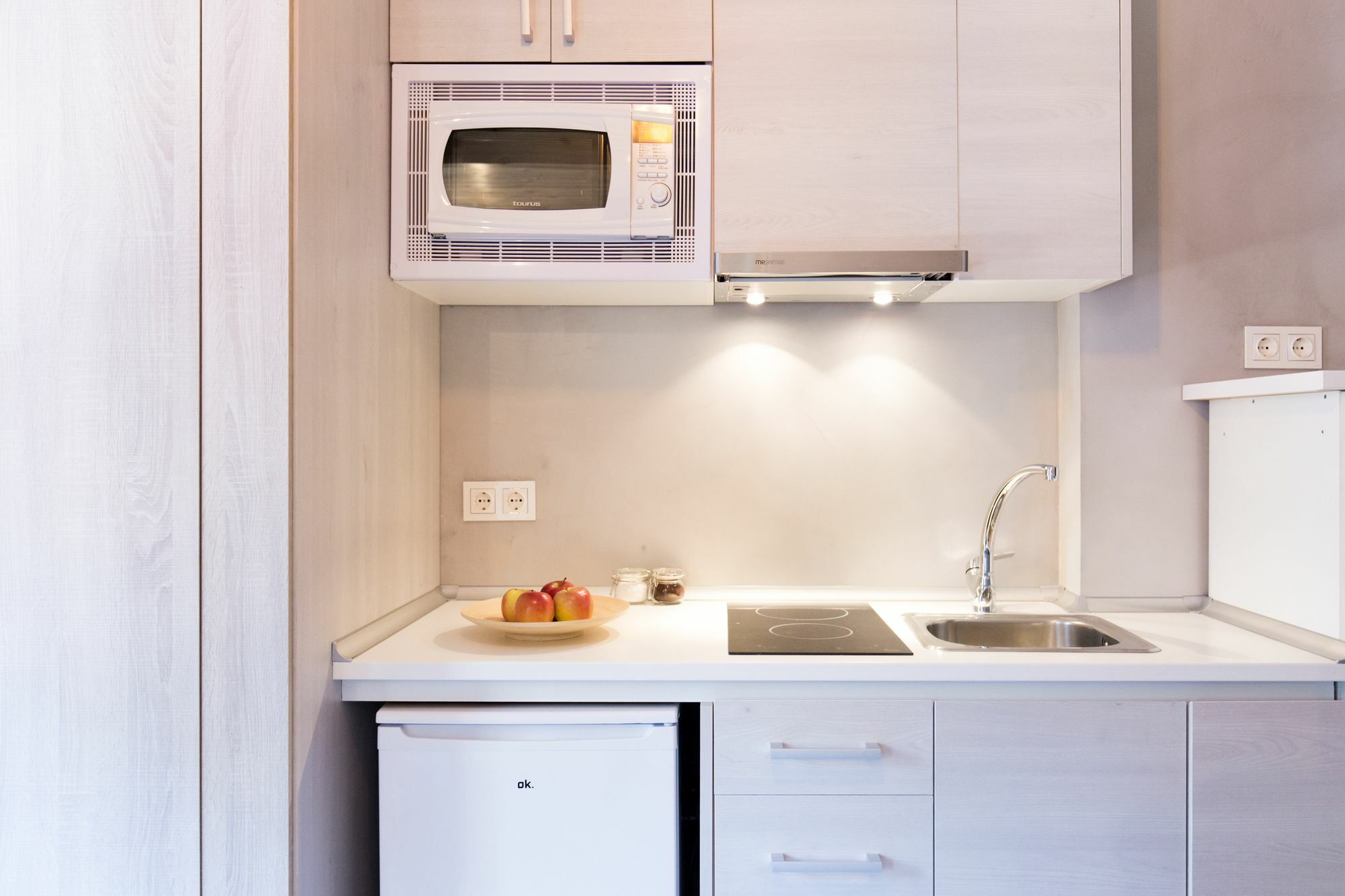 Los Lobos Suites Apartamentos Granada Exteriör bild